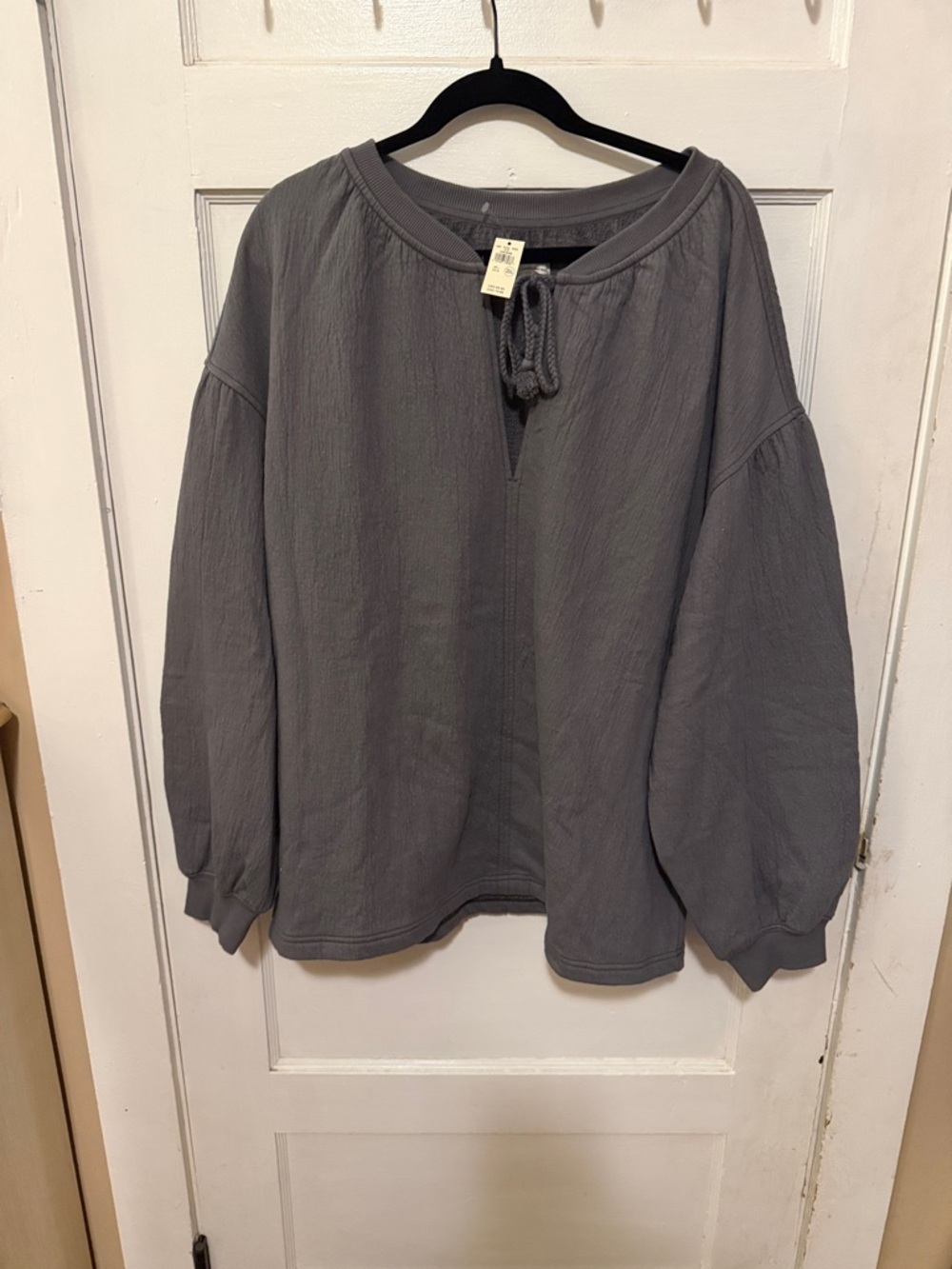 aerie Charcoal Gray Tie-Neck Balloon Sleeve Pullover